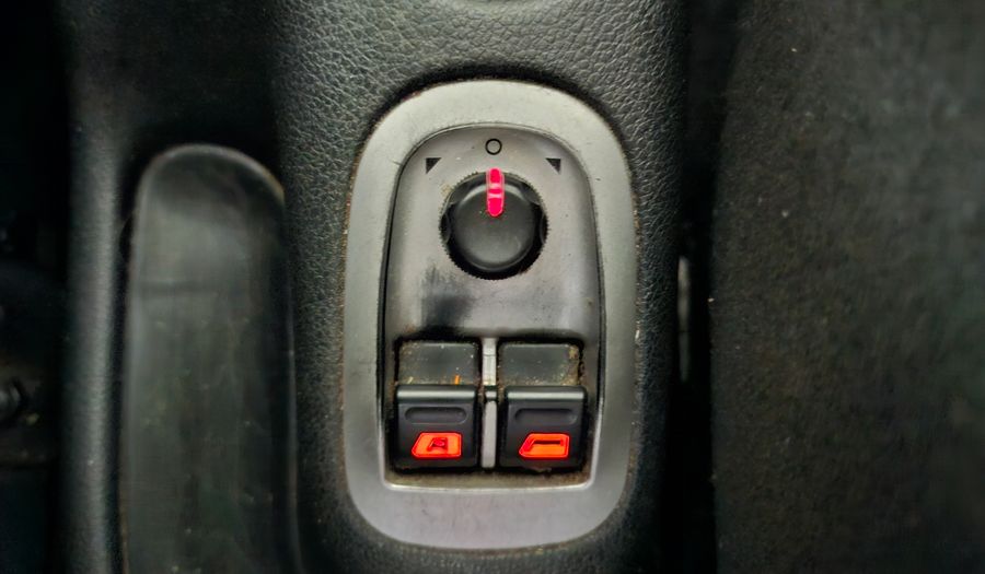 Peugeot 207 COMPACT XT 1.6 Hatchback 2009