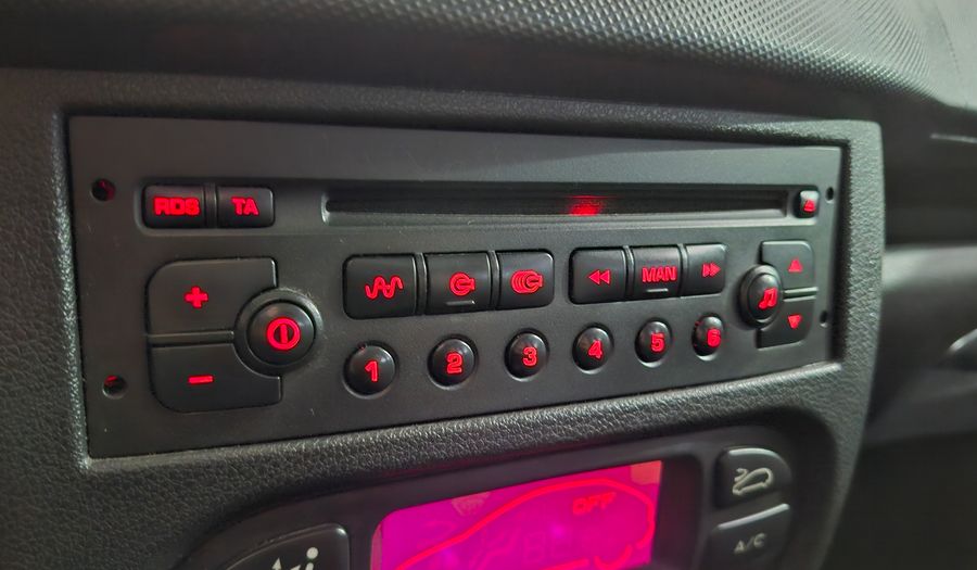 Peugeot 207 COMPACT XT 1.6 Hatchback 2009