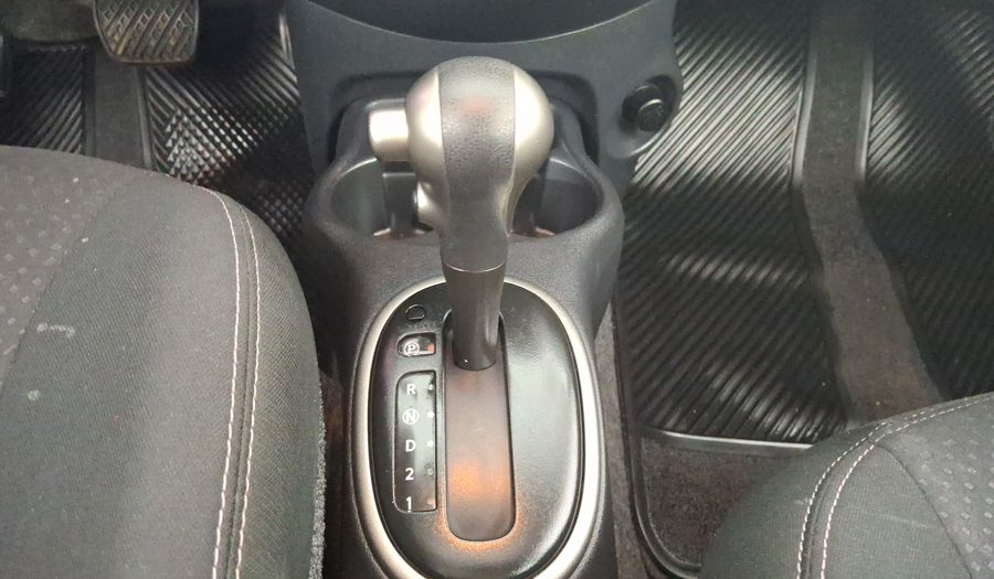 Nissan March 1.6 ADVANCE AT Hatchback 2017