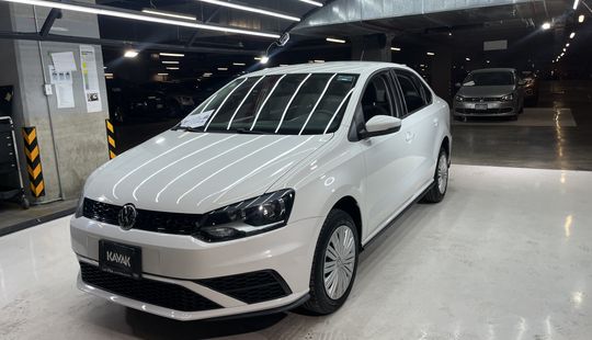 Volkswagen • Vento