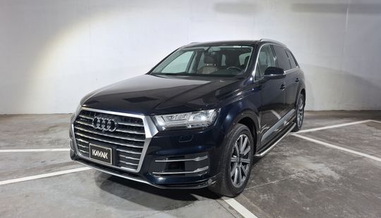 Audi • Q7