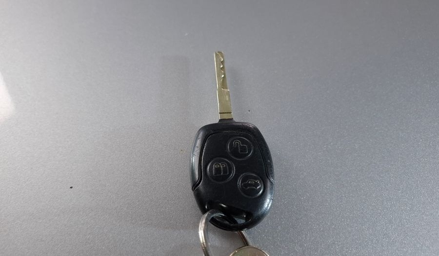 Ford Fiesta Kinetic Design 1.6 16V TITANIUM Hatchback 2011