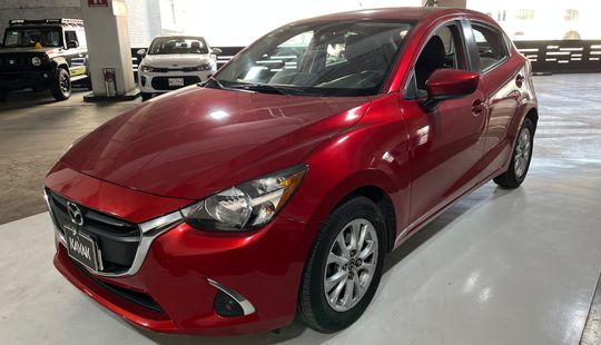 Mazda • Mazda 2