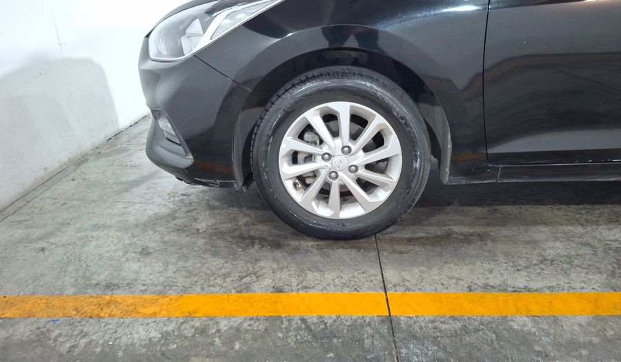 Hyundai Accent 1.6 GL MID Hatchback 2022