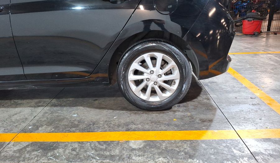 Hyundai Accent 1.6 GL MID Hatchback 2022