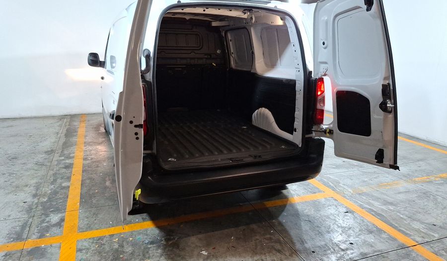 Peugeot Partner 1.2 PURETECH MAXI PACK Van 2023