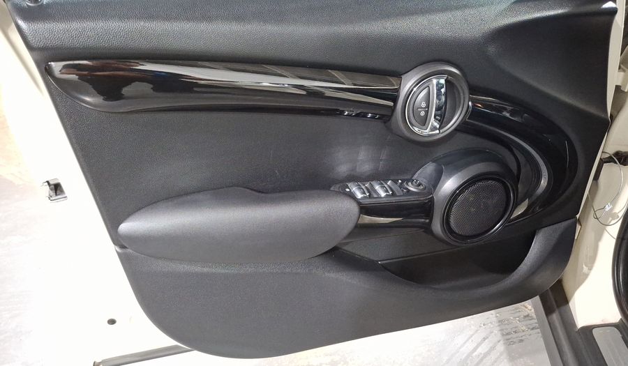 Mini Cooper 1.5 COOPER CLASSIC DCT Hatchback 2022