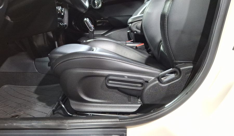 Mini Cooper 1.5 COOPER CLASSIC DCT Hatchback 2022