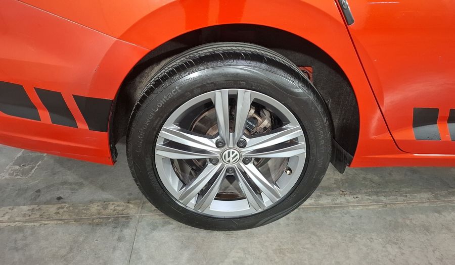 Volkswagen Jetta 1.4 R-LINE AUTO Sedan 2020