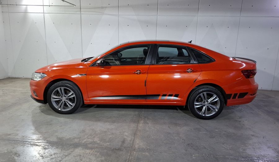 Volkswagen Jetta 1.4 R-LINE AUTO Sedan 2020