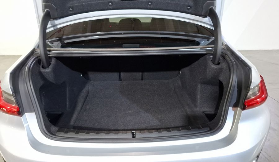 Bmw Serie 3 2.0 330IA SPORT LINE AUTO Sedan 2019