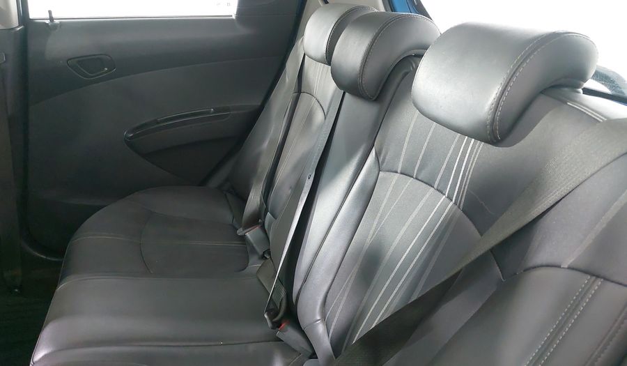 Chevrolet Spark 1.2 LTZ C MT Hatchback 2014