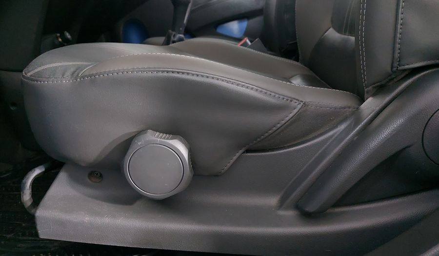 Chevrolet Spark 1.2 LTZ C MT Hatchback 2014