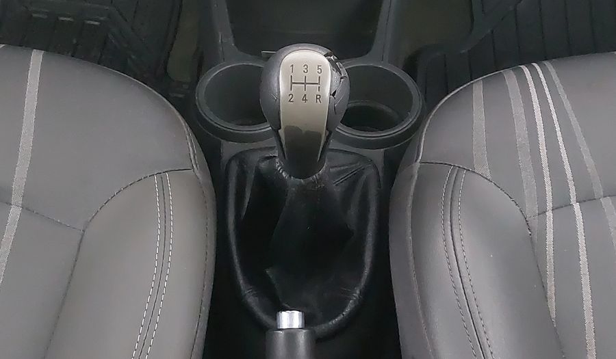 Chevrolet Spark 1.2 LTZ C MT Hatchback 2014