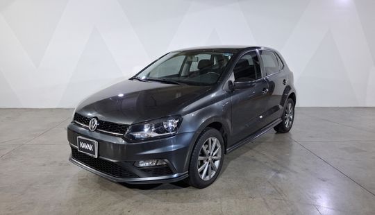 Volkswagen • Polo