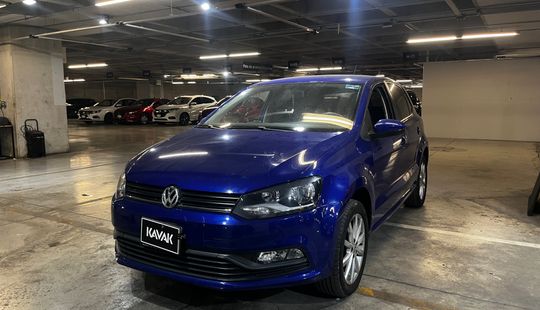 Volkswagen • Polo