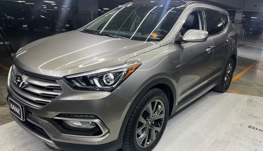 Hyundai • Santa Fe