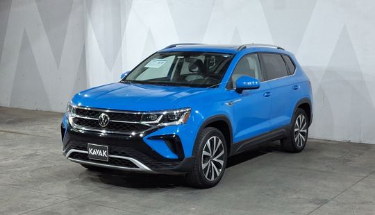 Volkswagen • Taos
