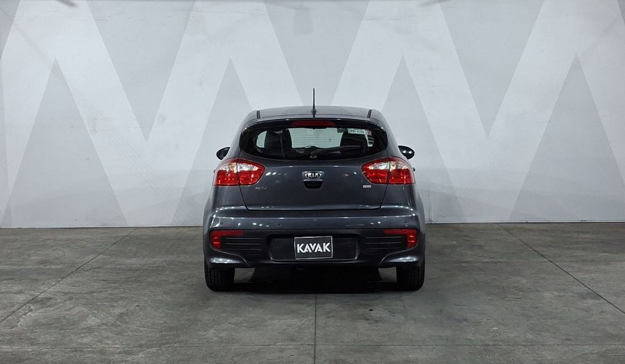 Kia Rio 1.6 EX MT Hatchback 2017