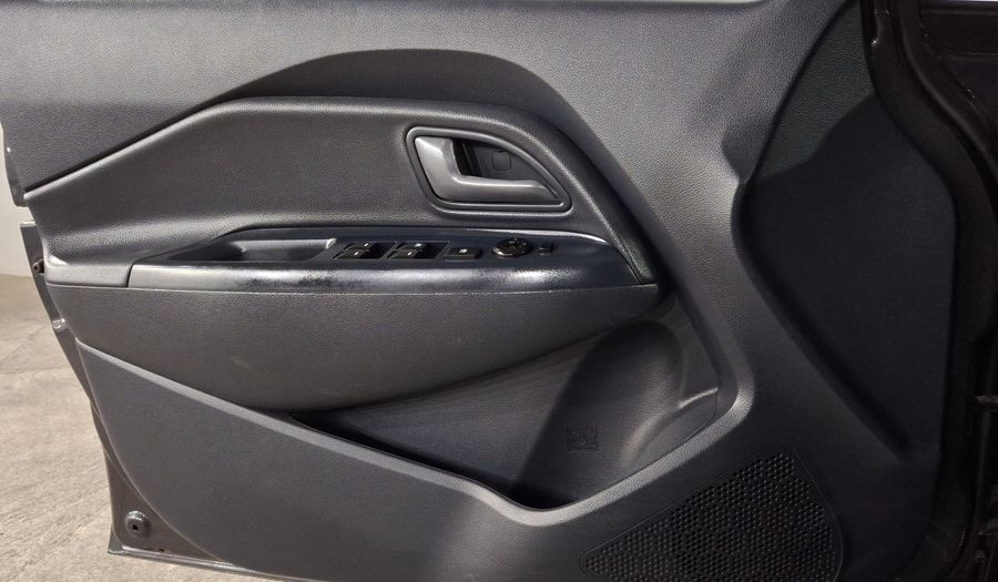 Kia Rio 1.6 EX MT Hatchback 2017