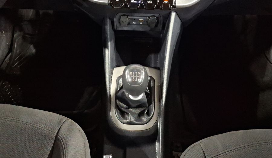 Kia Rio 1.6 EX MT Hatchback 2017