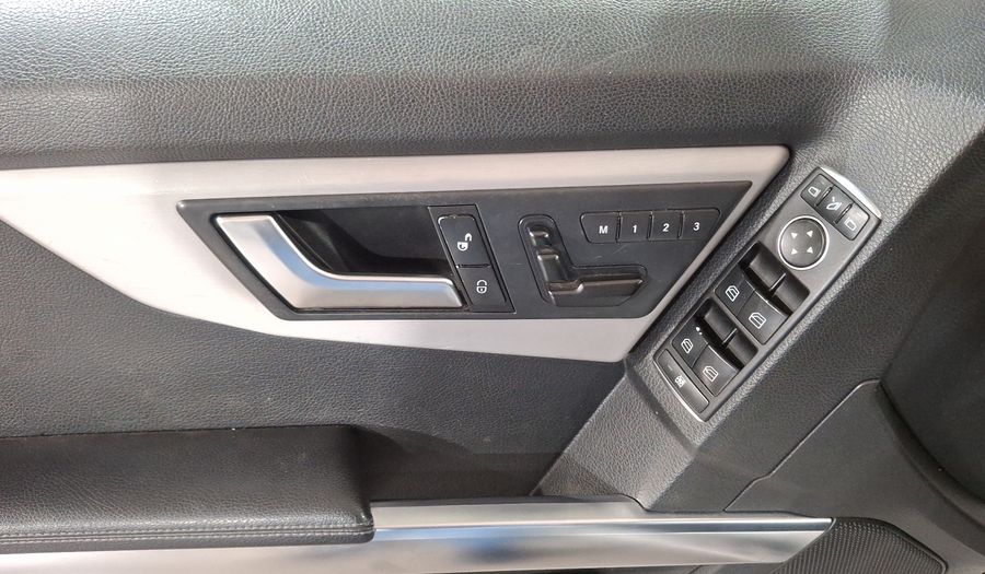 Mercedes Benz Clase Glk 3.5 GLK 300 CGI OFF ROAD 4WD AT Suv 2014