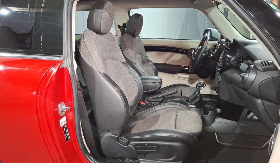 Mini Cooper 1.5 COOPER CHILI AUTO Hatchback 2018