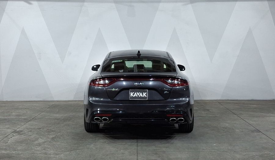 Kia Stinger 2.0 GT-LINE AUTO Hatchback 2019