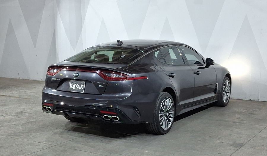 Kia Stinger 2.0 GT-LINE AUTO Hatchback 2019