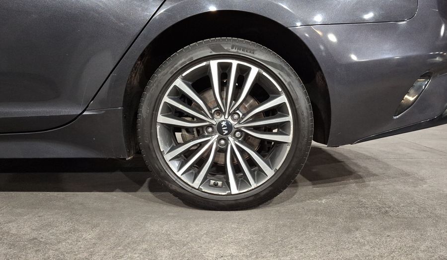 Kia Stinger 2.0 GT-LINE AUTO Hatchback 2019