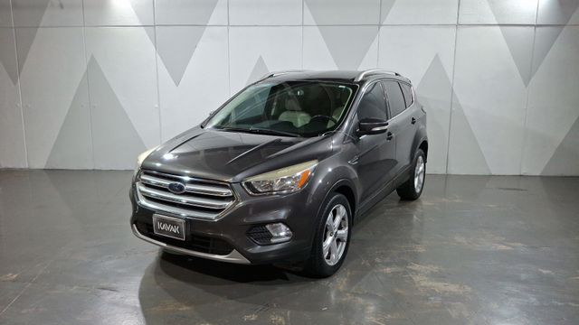 Ford • Escape