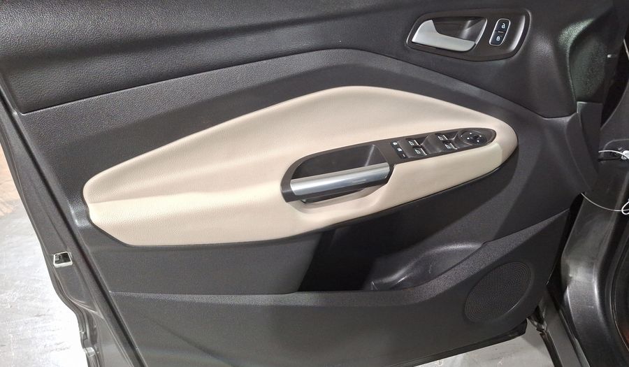 Ford Escape 2.5 TREND AT Suv 2017