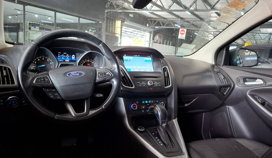 Ford Focus Iii 2.0 SE PLUS AT Hatchback 2017