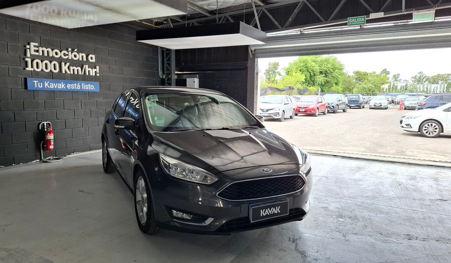 Ford Focus Iii 2.0 SE PLUS AT Hatchback 2017
