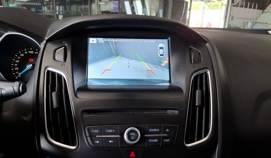 Ford Focus Iii 2.0 SE PLUS AT Hatchback 2017