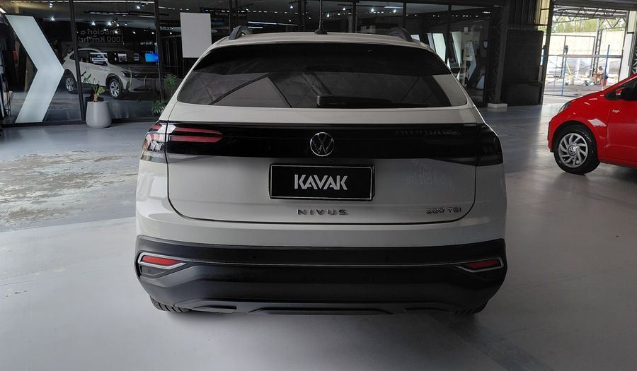 Volkswagen Nivus 1.0 200 TSI COMFORTLINE AUTO MY22 Suv 2022