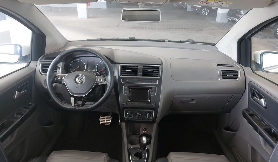 Volkswagen Fox MSI COMFORTLINE Hatchback 2016