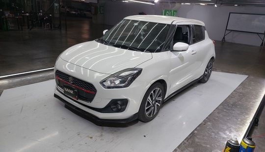 Suzuki • Swift