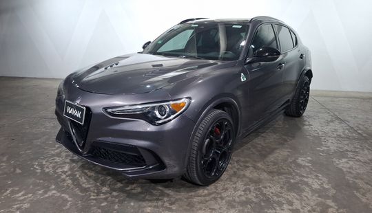 Alfa Romeo • Stelvio