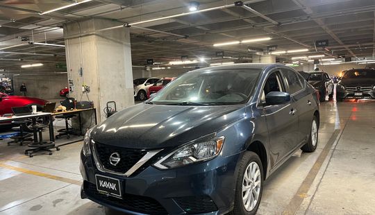 Nissan • Sentra