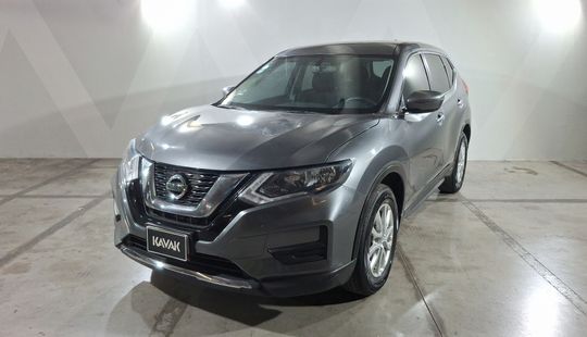 Nissan • X-Trail