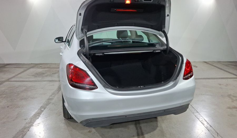 Mercedes Benz Clase C 1.5 MHEV 200 EXCLUSIVE AUTO Sedan 2019