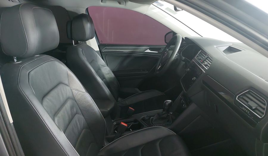 Volkswagen Tiguan 2.0 HIGHLINE DCT 4WD Suv 2021