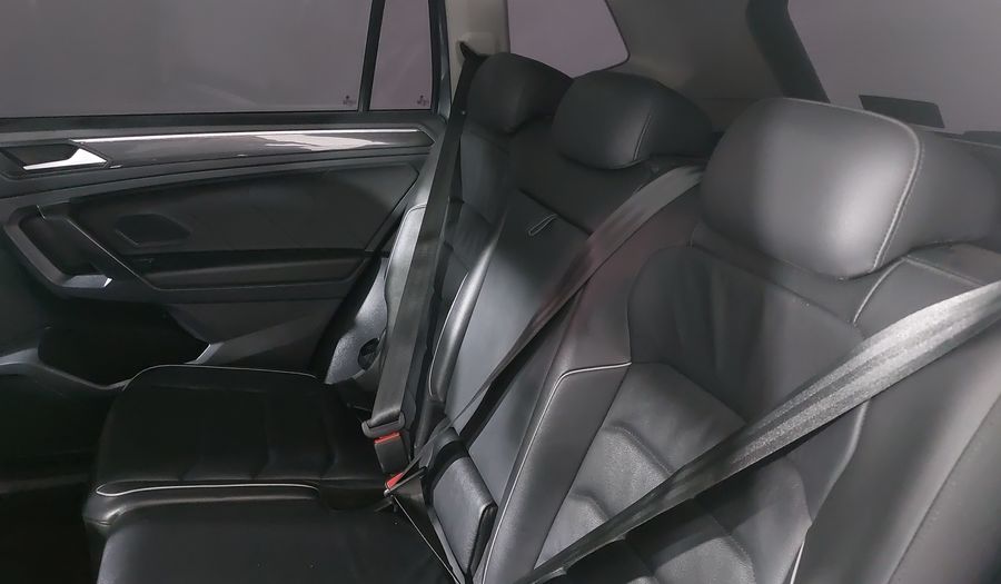 Volkswagen Tiguan 2.0 HIGHLINE DCT 4WD Suv 2021