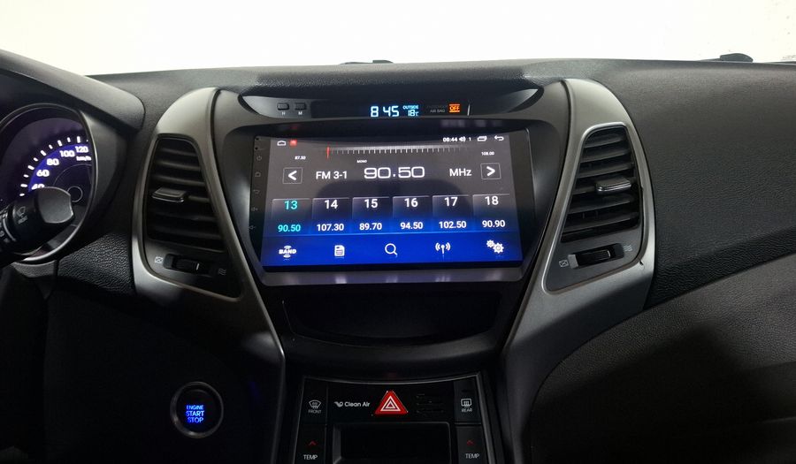 Hyundai Elantra 1.8 LIMITED TECH NAVI AT Sedan 2016