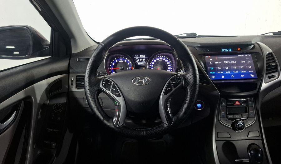 Hyundai Elantra 1.8 LIMITED TECH NAVI AT Sedan 2016