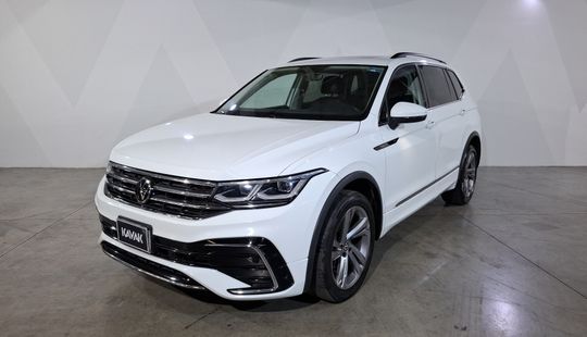 Volkswagen • Tiguan