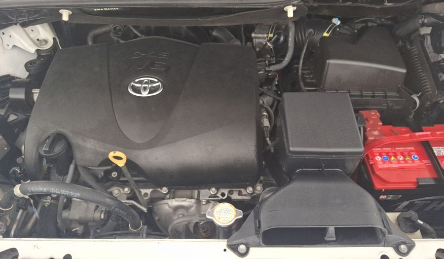 Toyota Sienna 3.5 XLE AT Minivan 2018