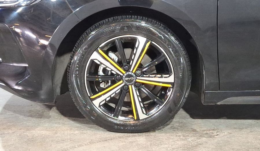 Byd King 1.5 PHEV DM-I 55KM AUTO Sedan 2025