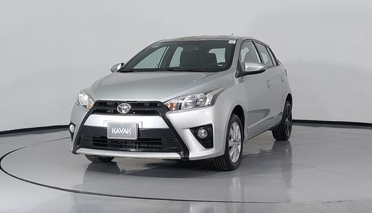 Toyota • Yaris
